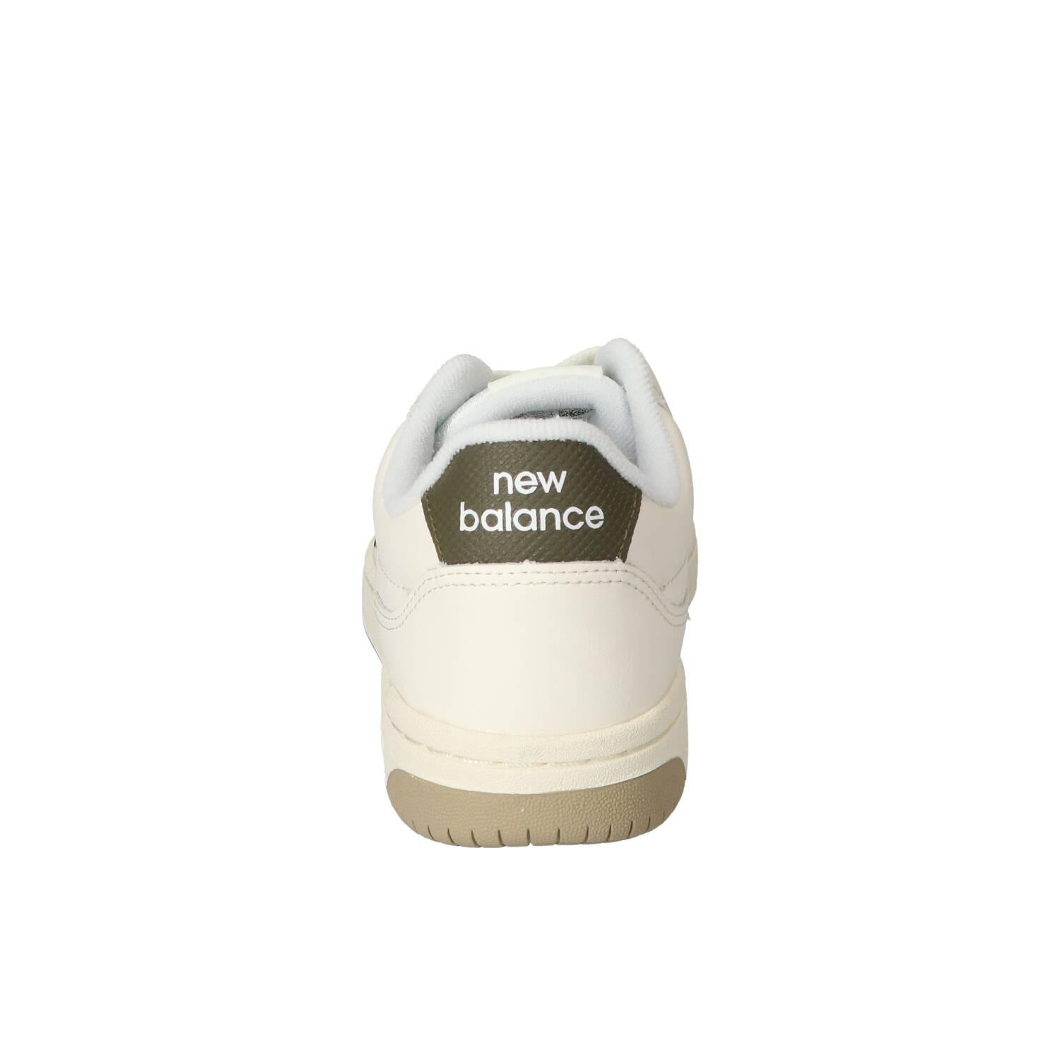 Sneakers, Wit