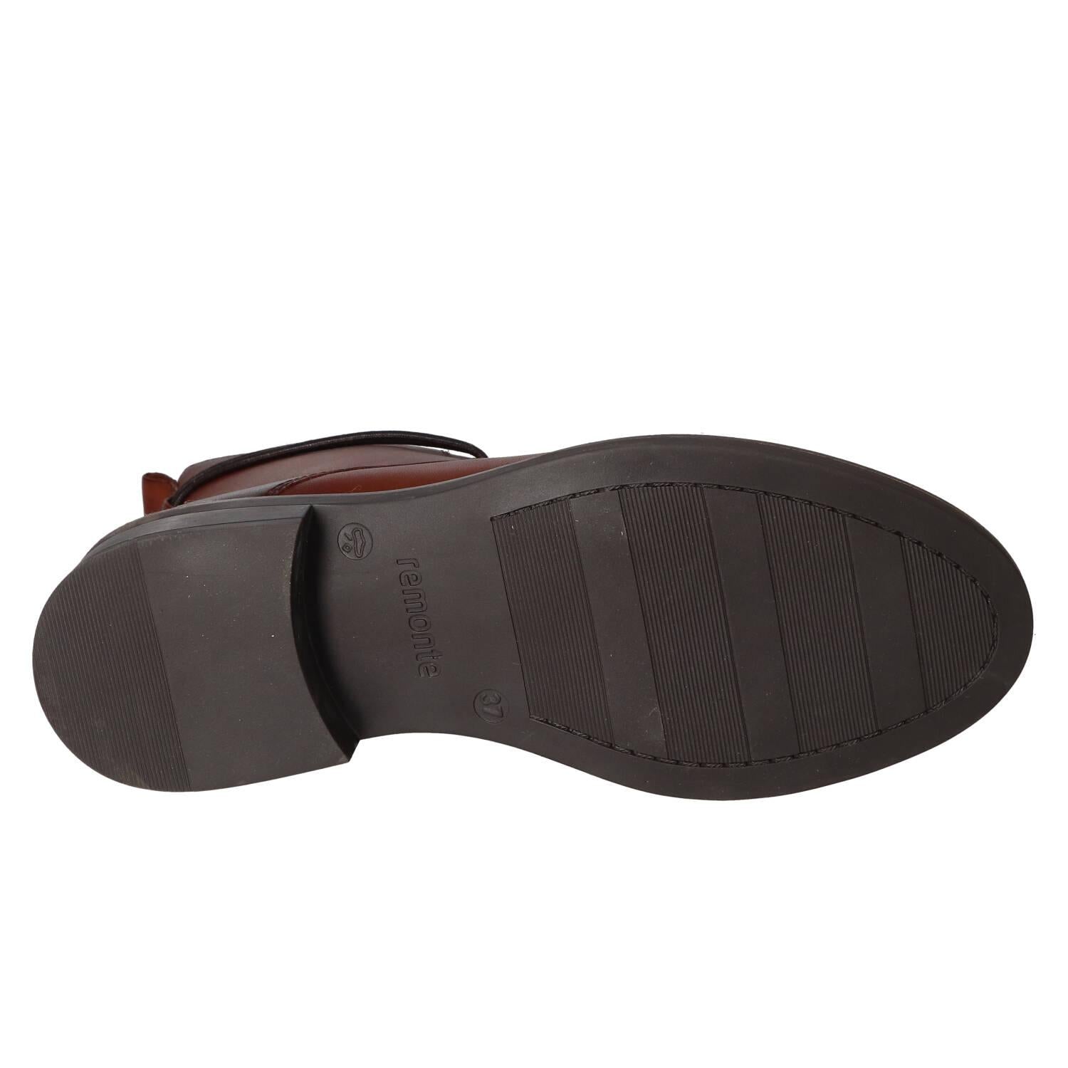 Booties, Cognac