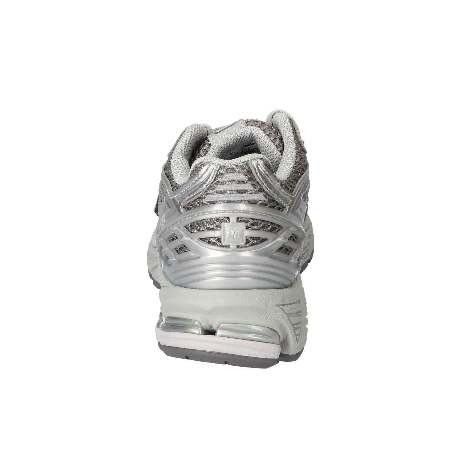 Sneakers, Grijs