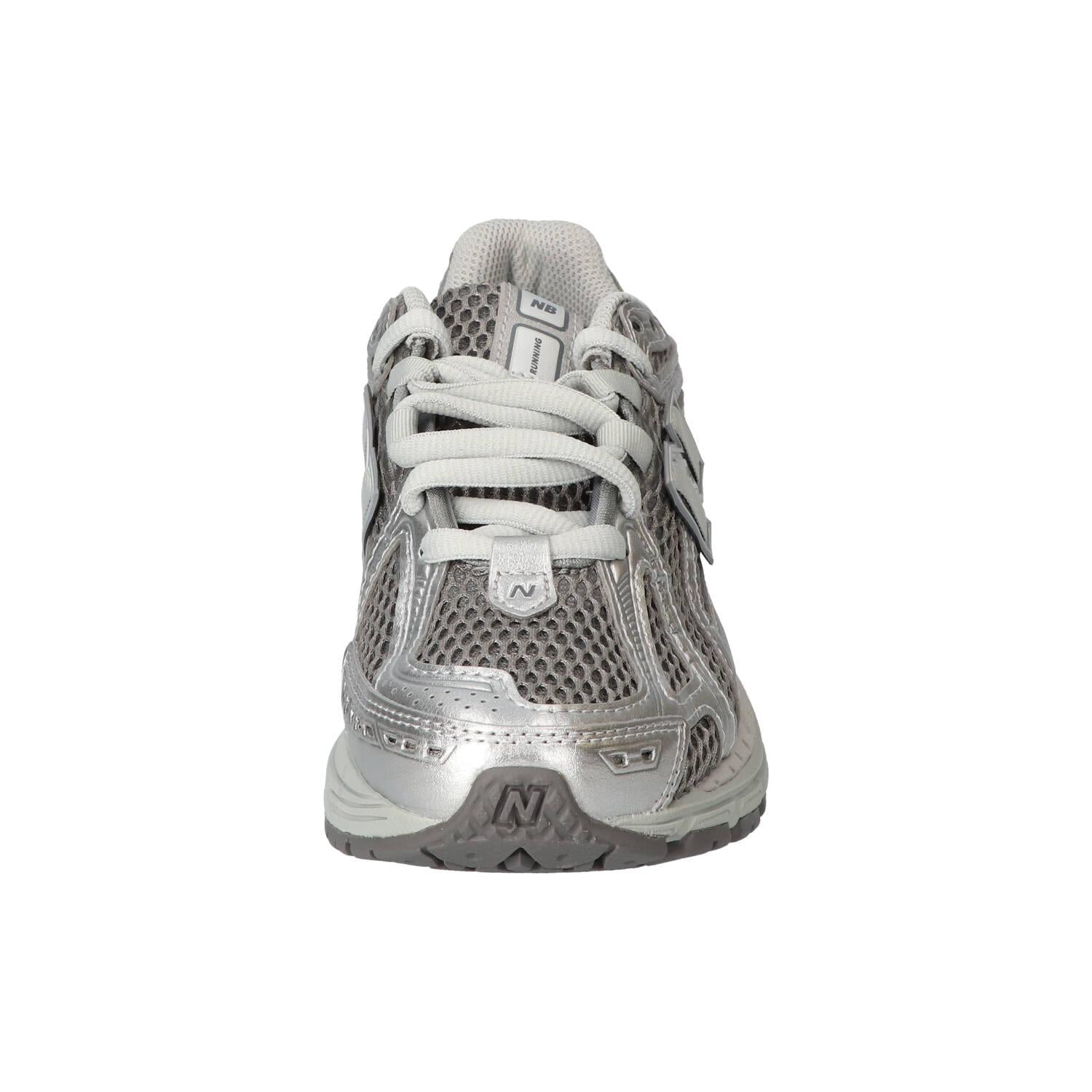 Sneakers, Grijs