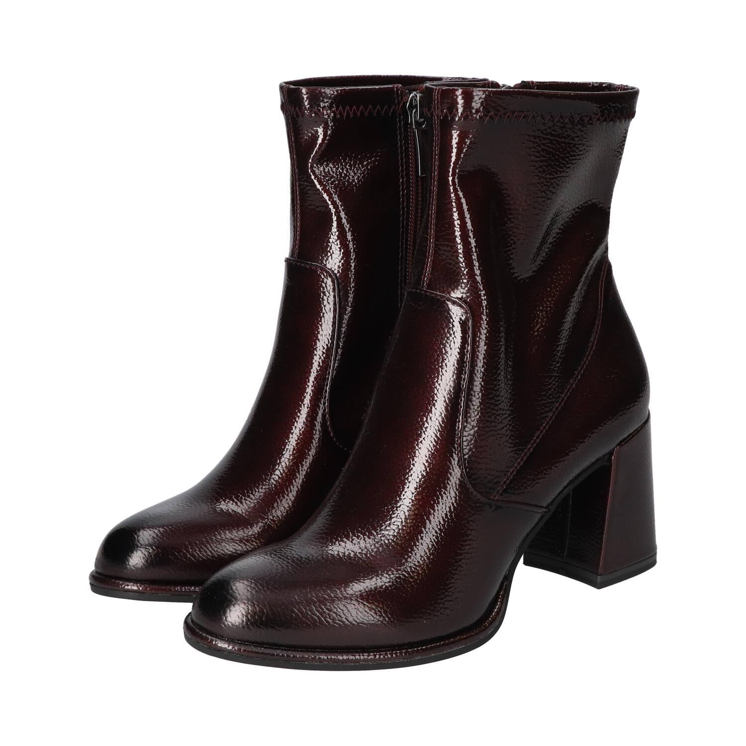 Booties, Bordeaux