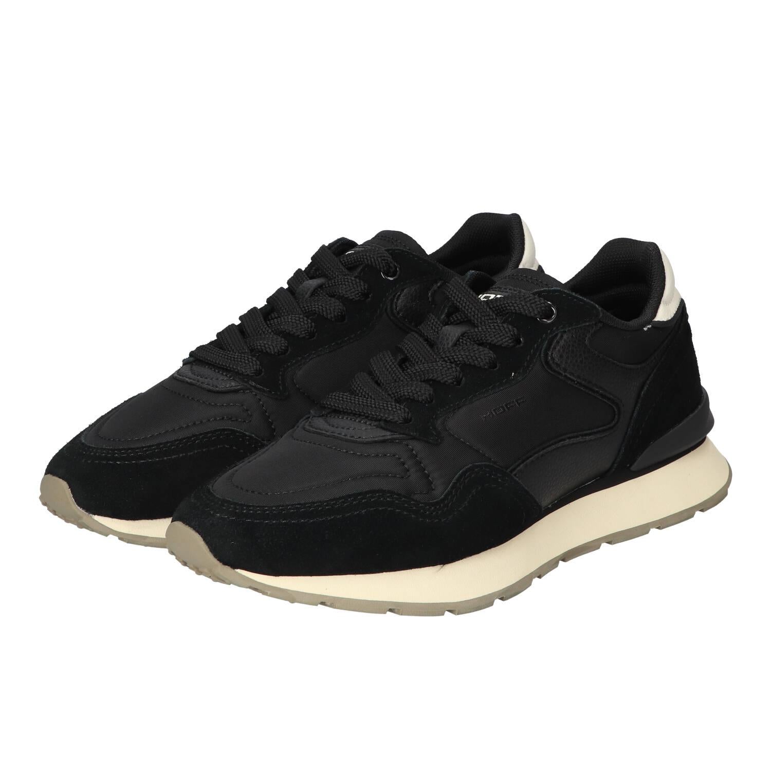 Sneakers, Zwart