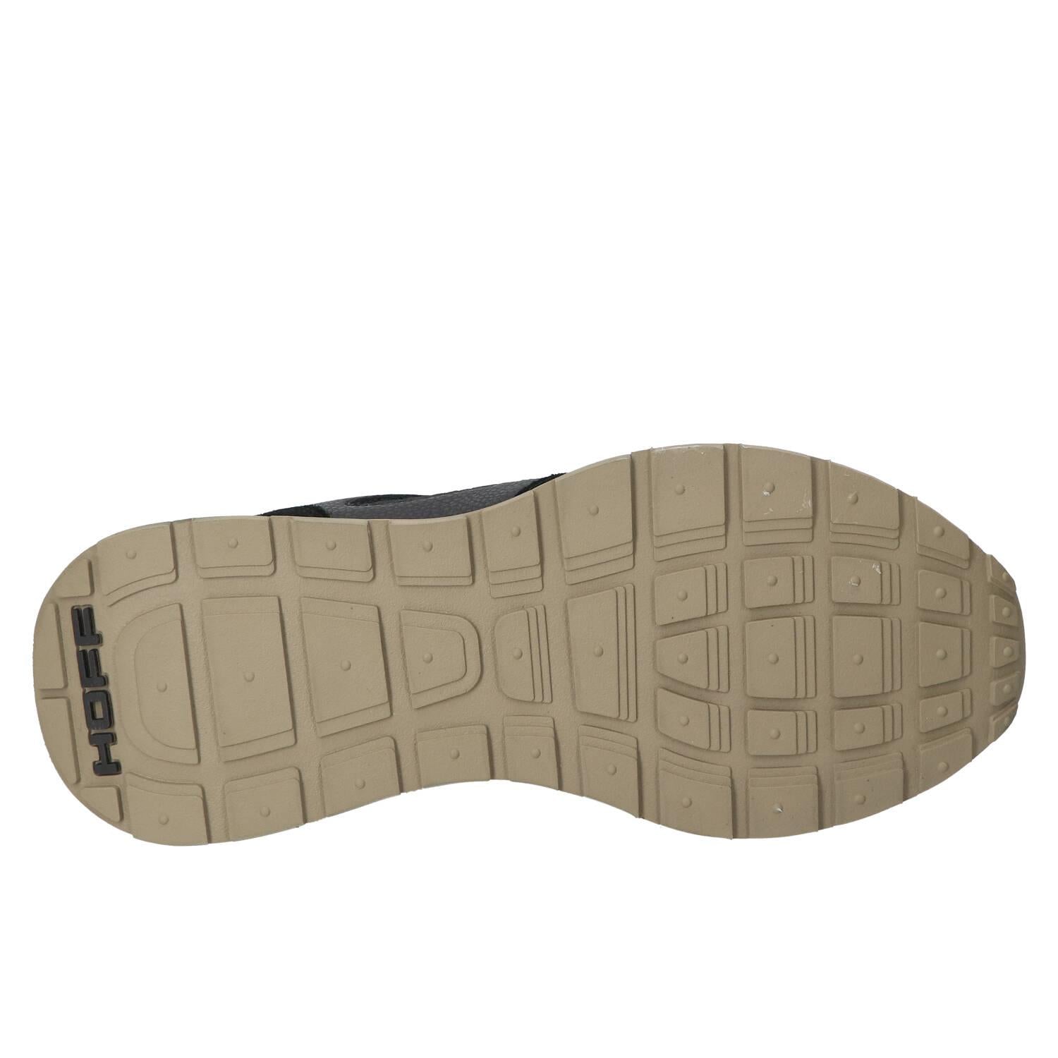 Sneakers, Zwart