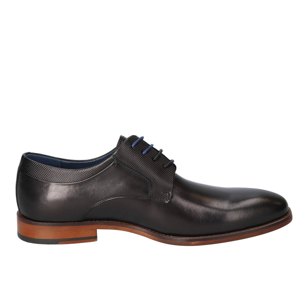 Veterschoenen, Zwart