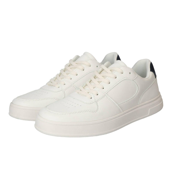 Sneakers, Wit