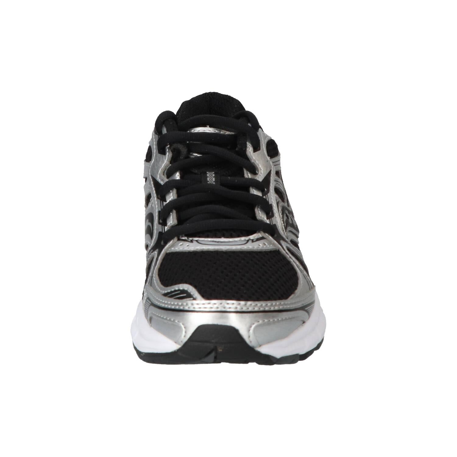 Sneakers, Zwart