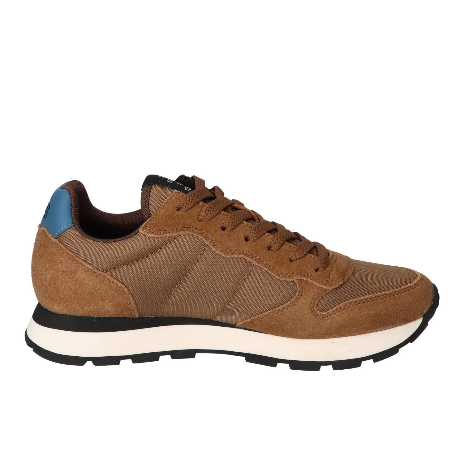 Sneakers, Cognac