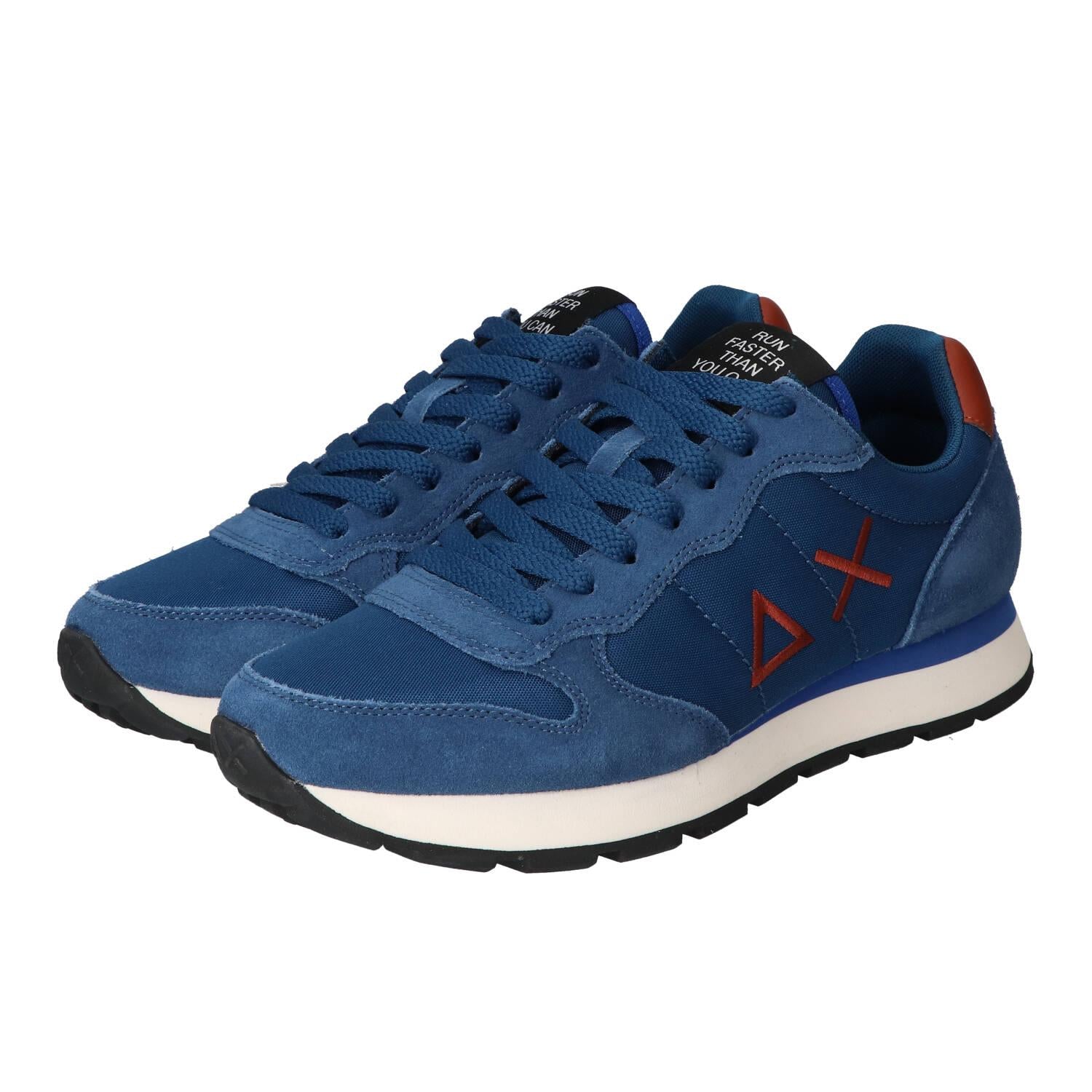 Sneakers, Lichtblauw