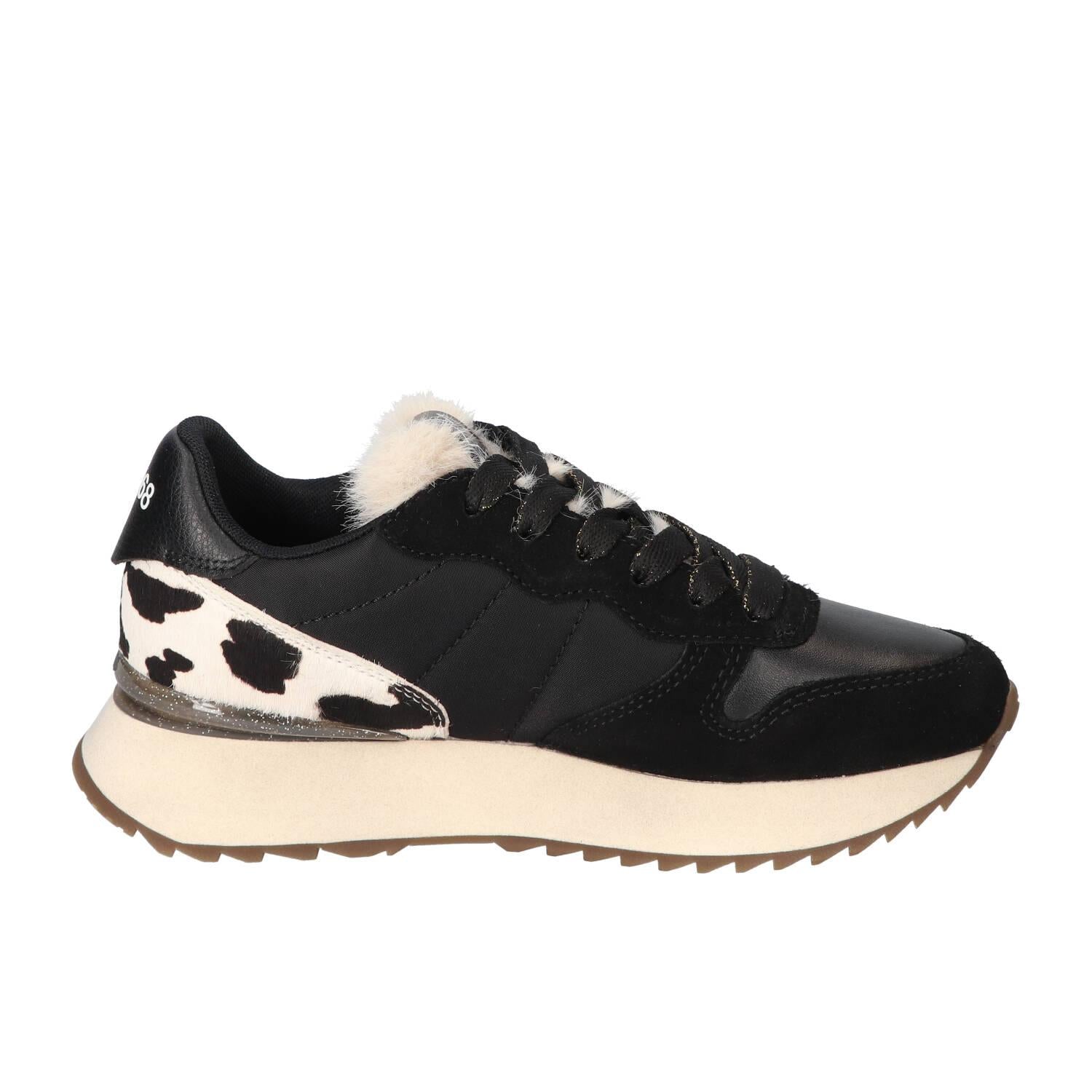 Sneakers, Zwart