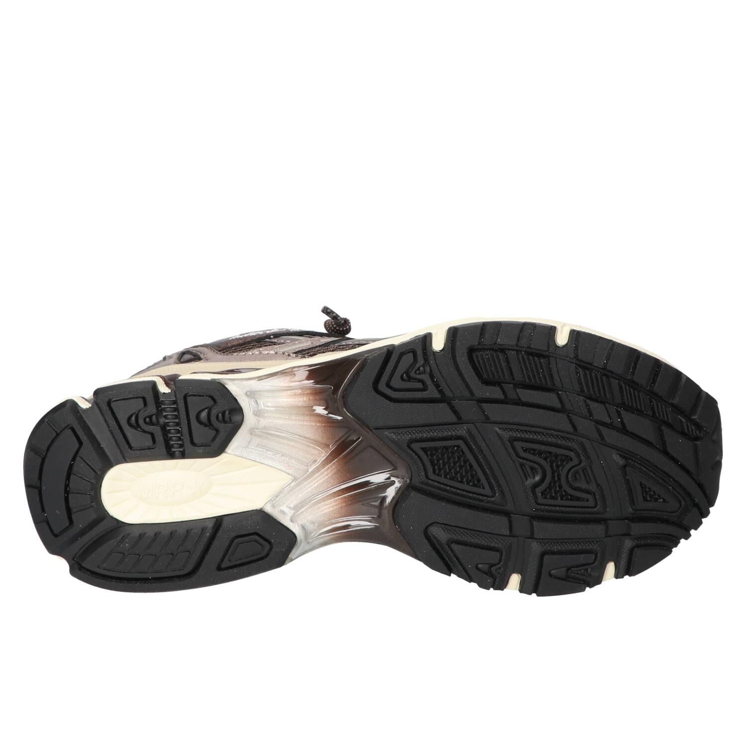 Sneakers, Donkerbruin