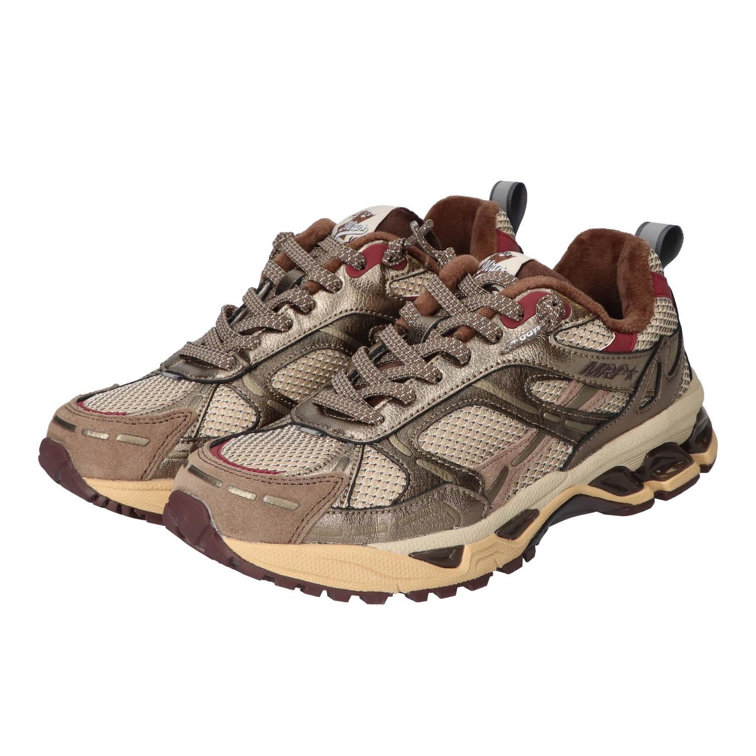 Sneakers, Brons