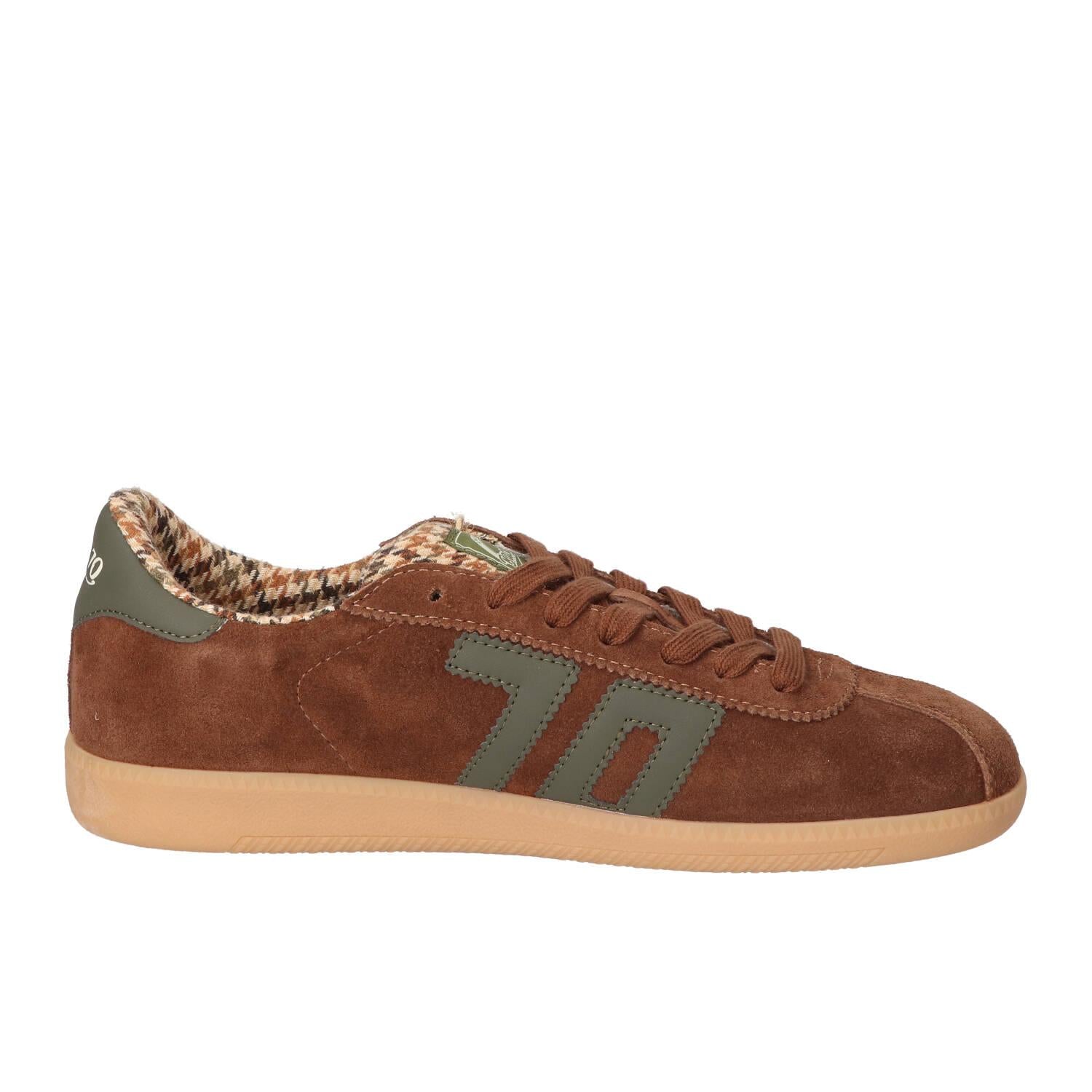 Sneakers, Cognac