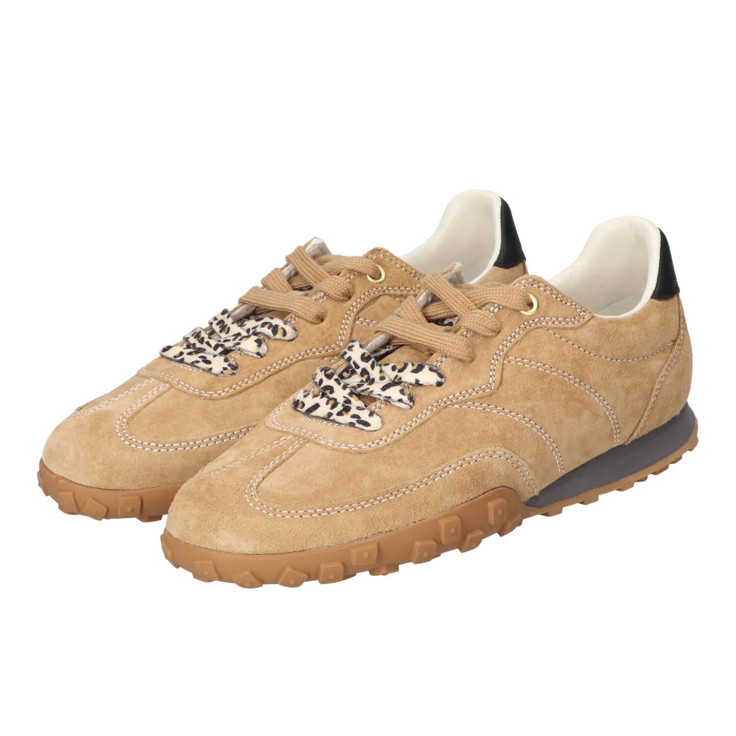 Sneakers, Cognac