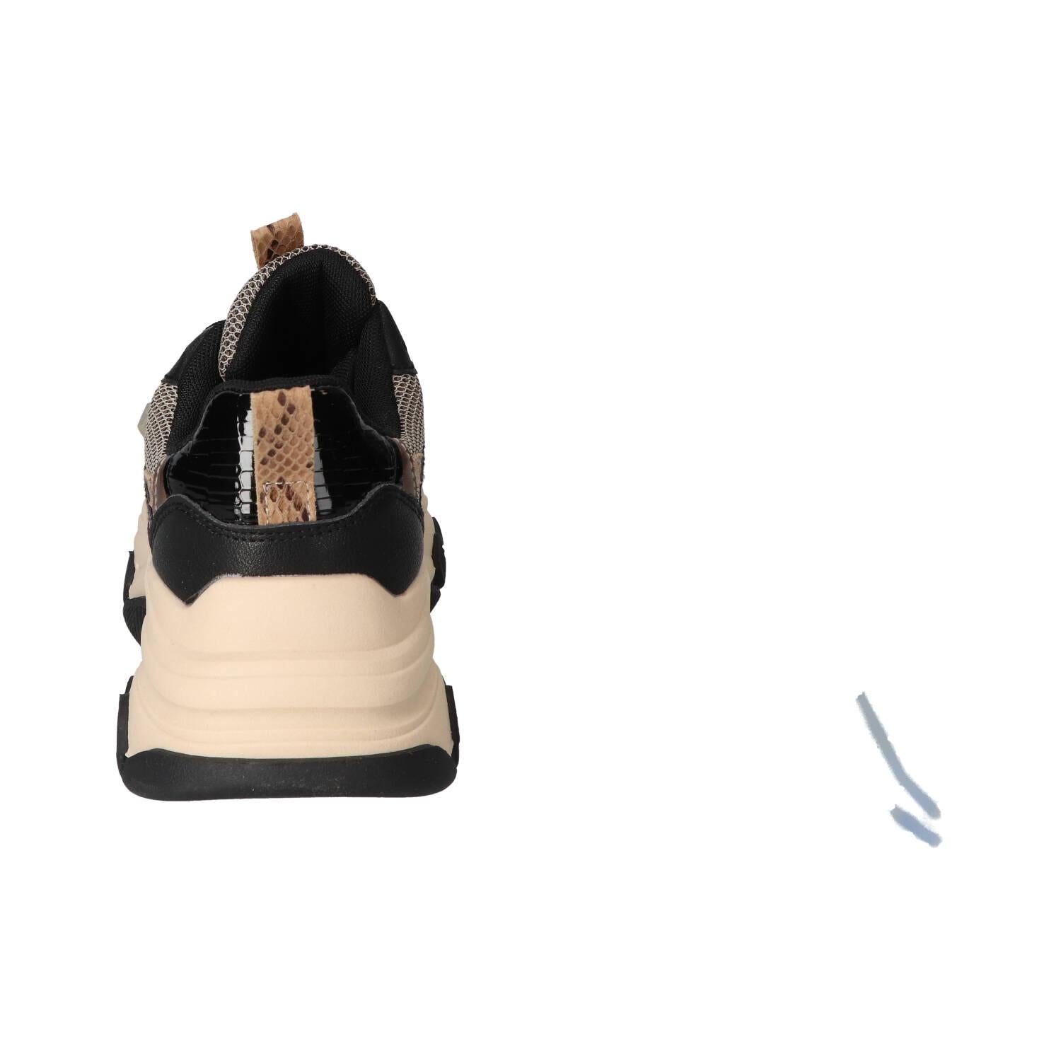Sneakers, Zwart