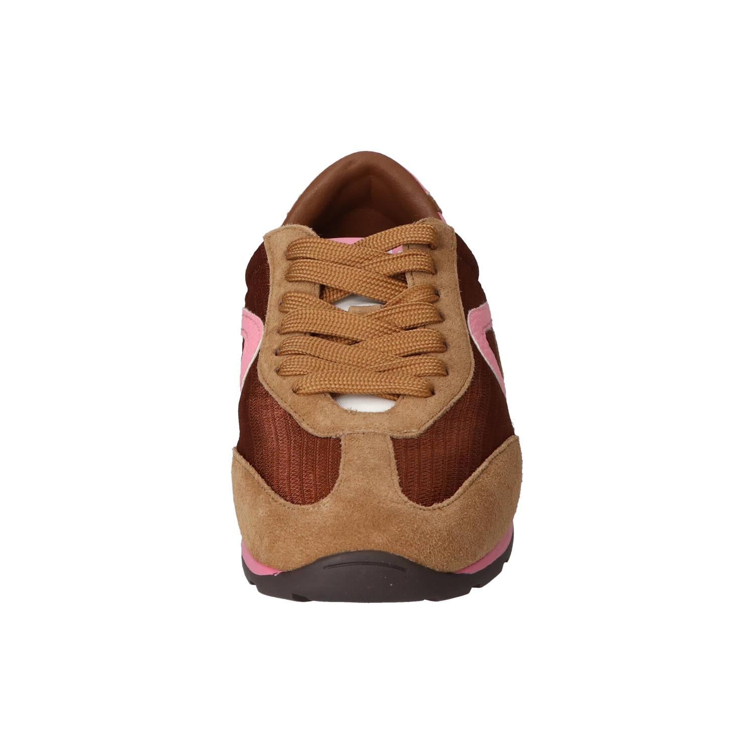 Sneakers, Cognac