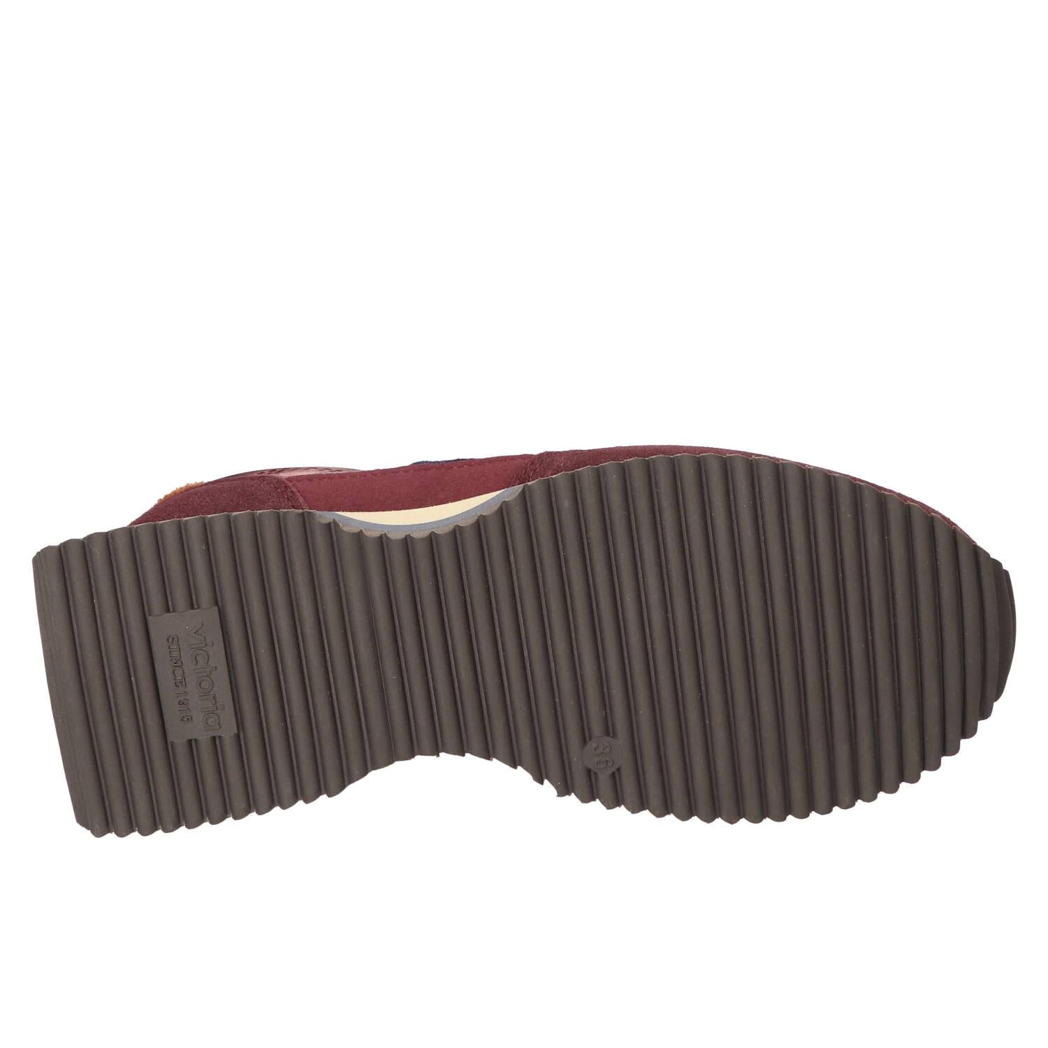 Sneakers, Bordeaux