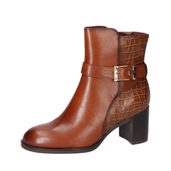 Booties, Cognac