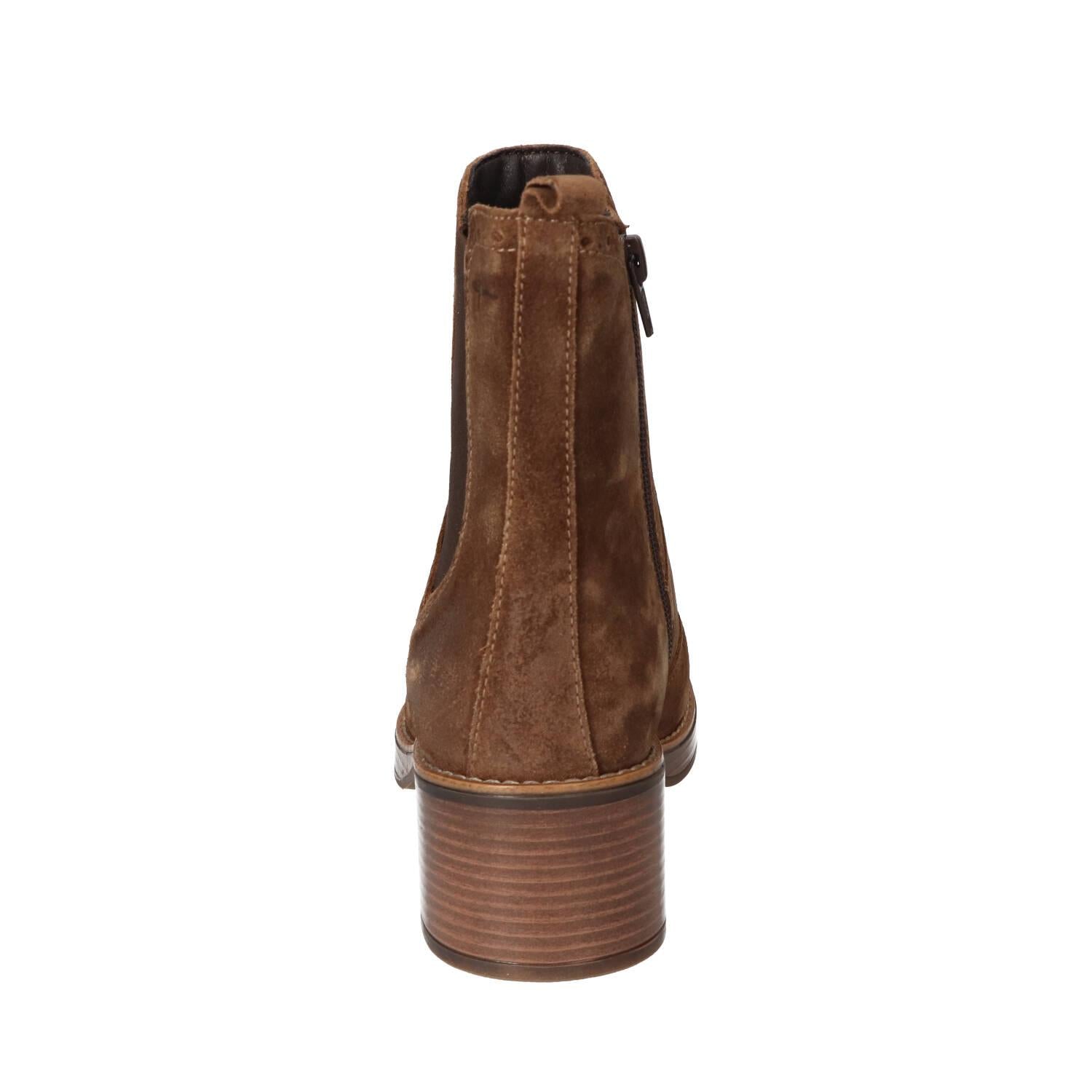 Booties, Cognac