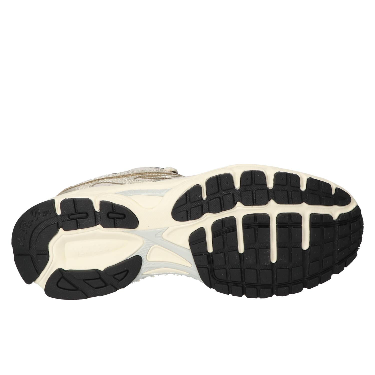 Sneakers, Goud
