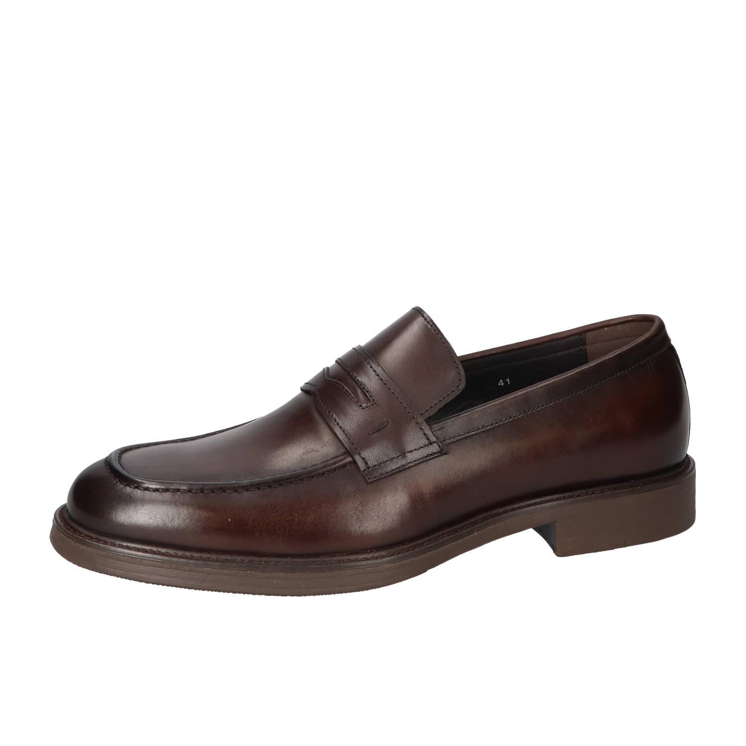 Instapschoenen, Donkerbruin