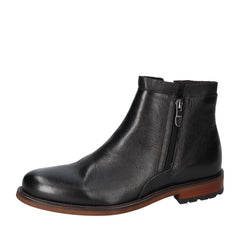 Boots, Zwart