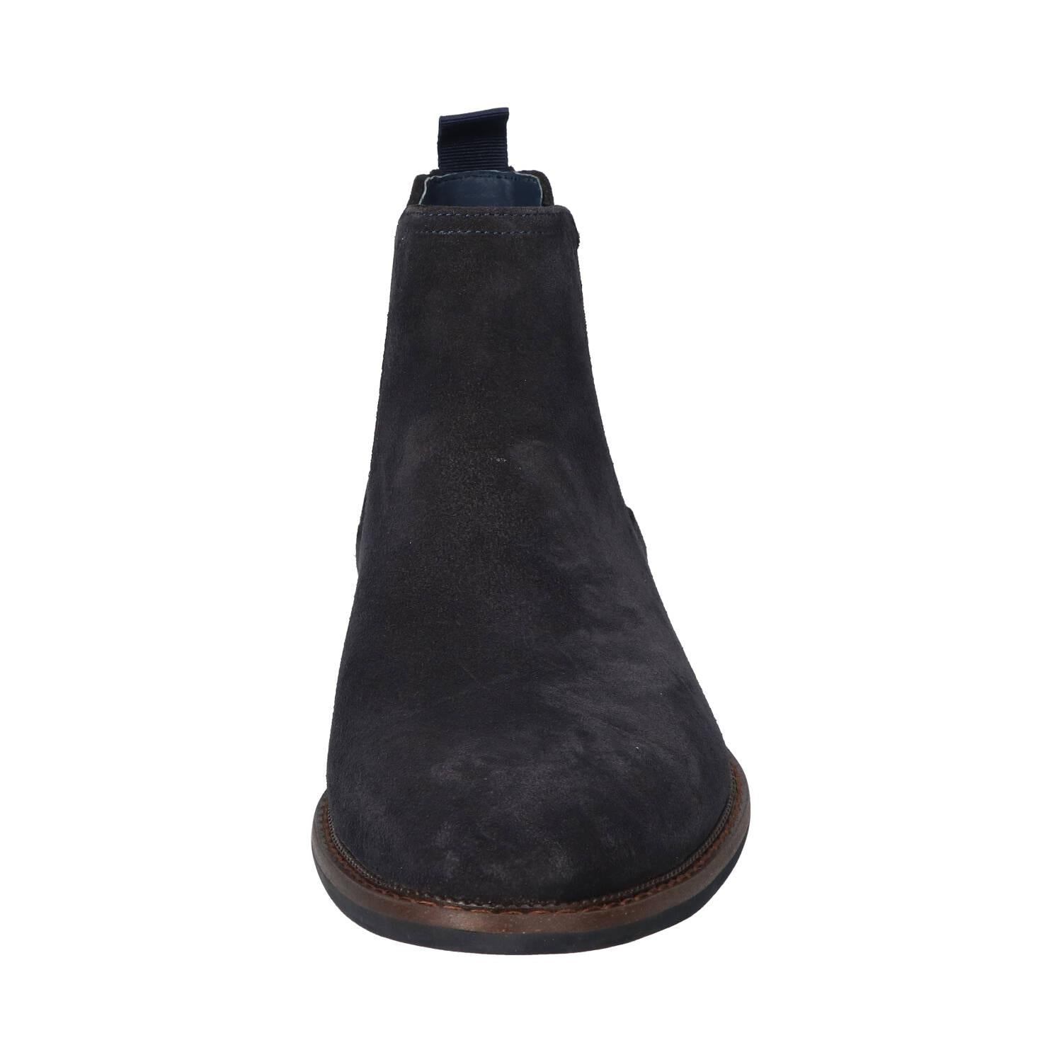 Boots, Blauw