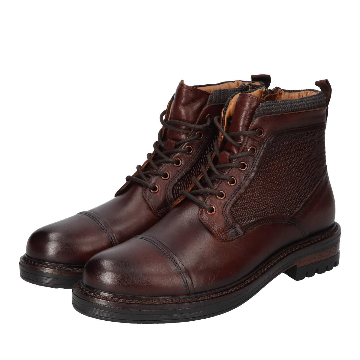 Boots, Cognac