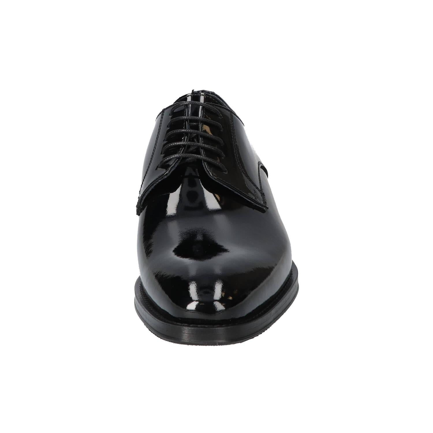 Veterschoenen, Zwart