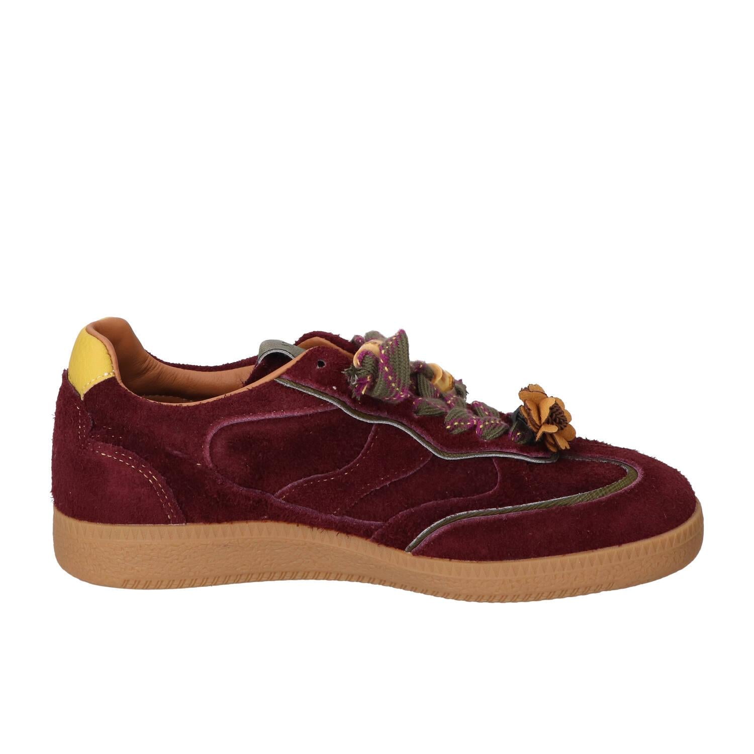 Sneakers, Bordeaux