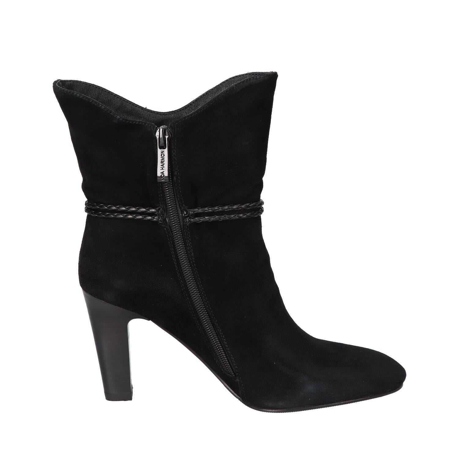 Booties, Zwart