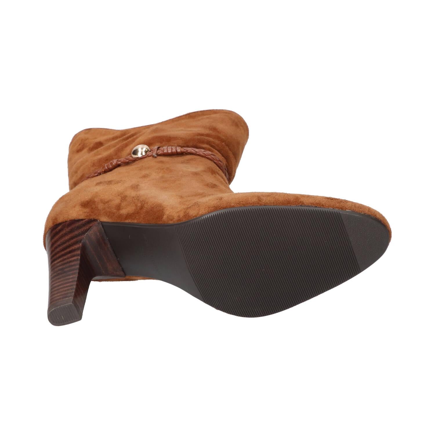 Booties, Cognac