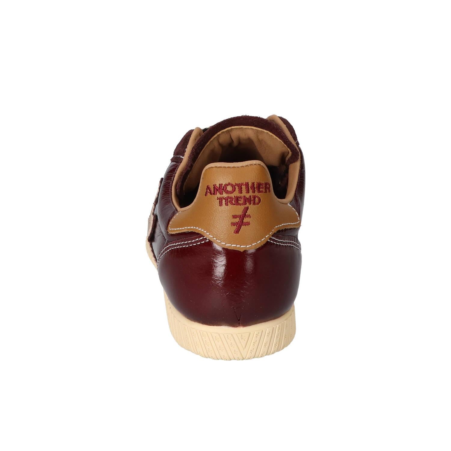 Sneakers, Bordeaux