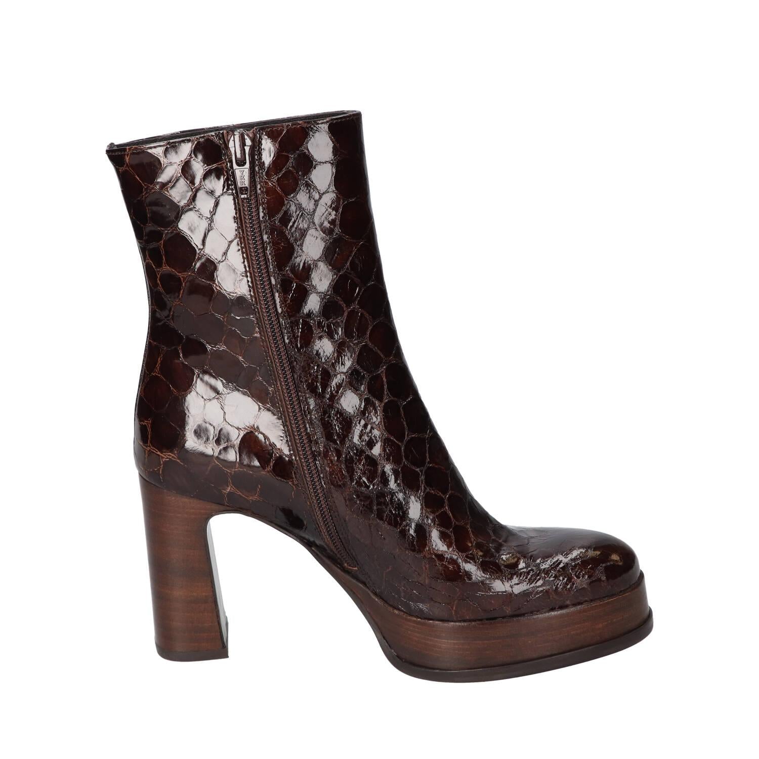 Booties, Donkerbruin