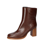 Booties, Cognac
