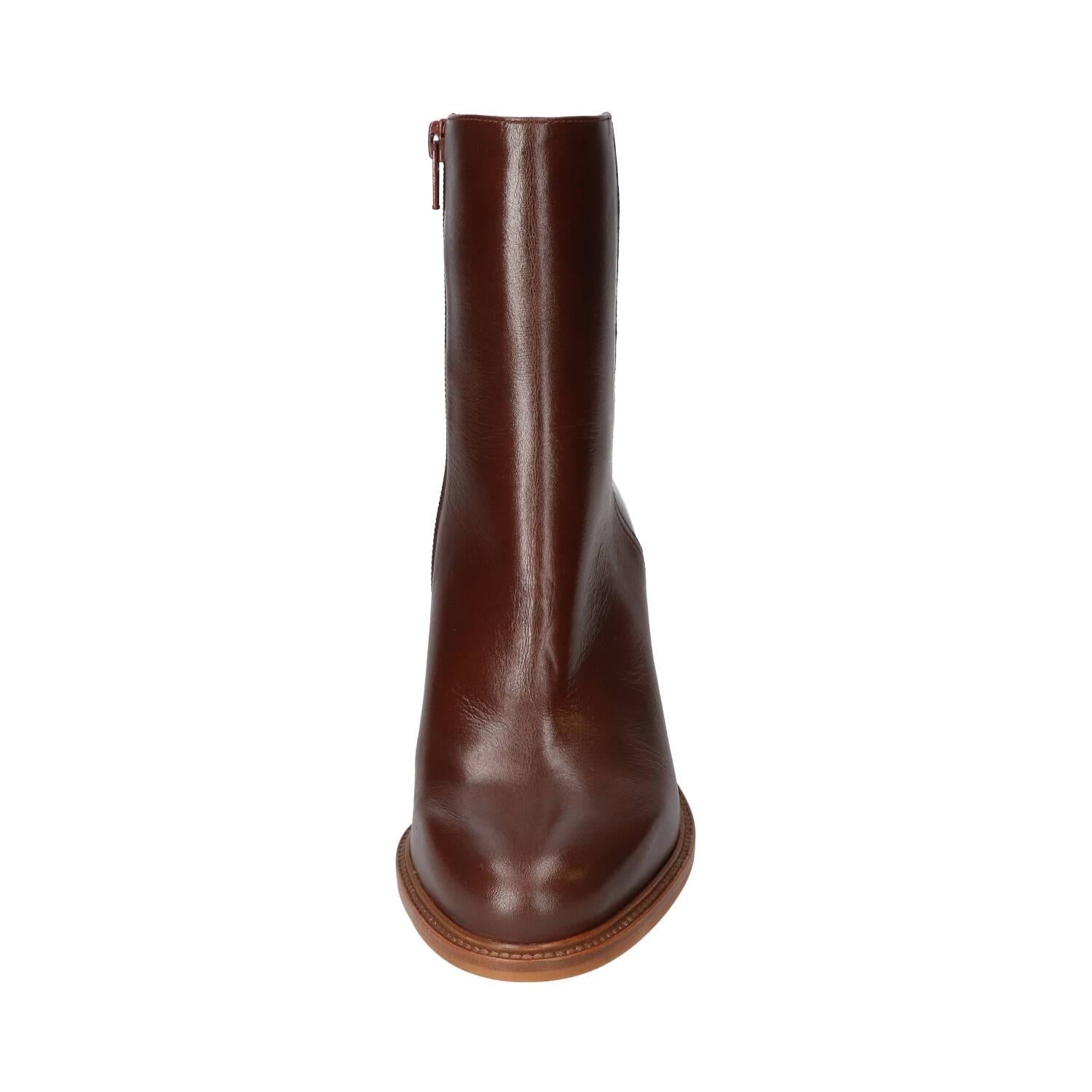 Booties, Cognac