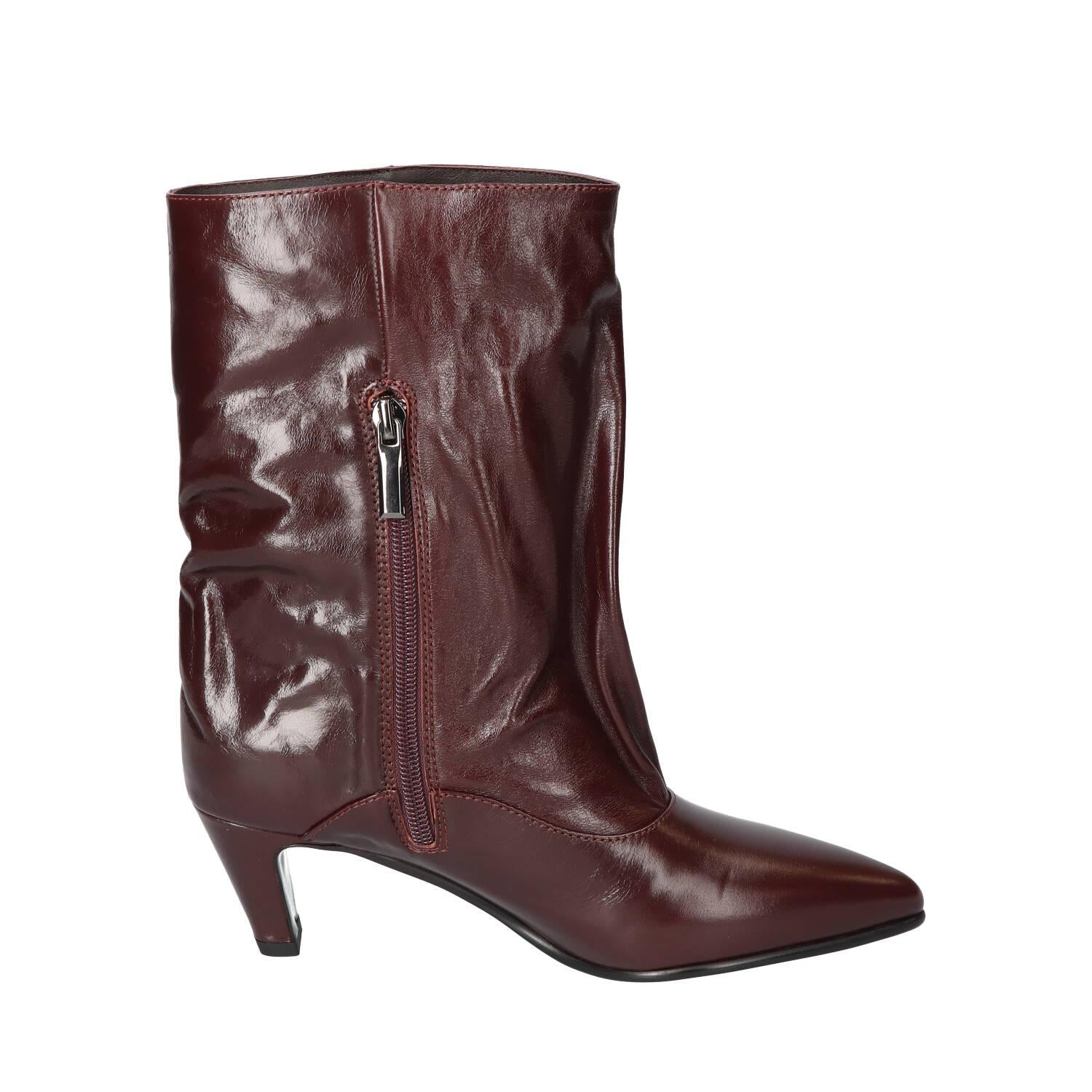 Booties, Bordeaux