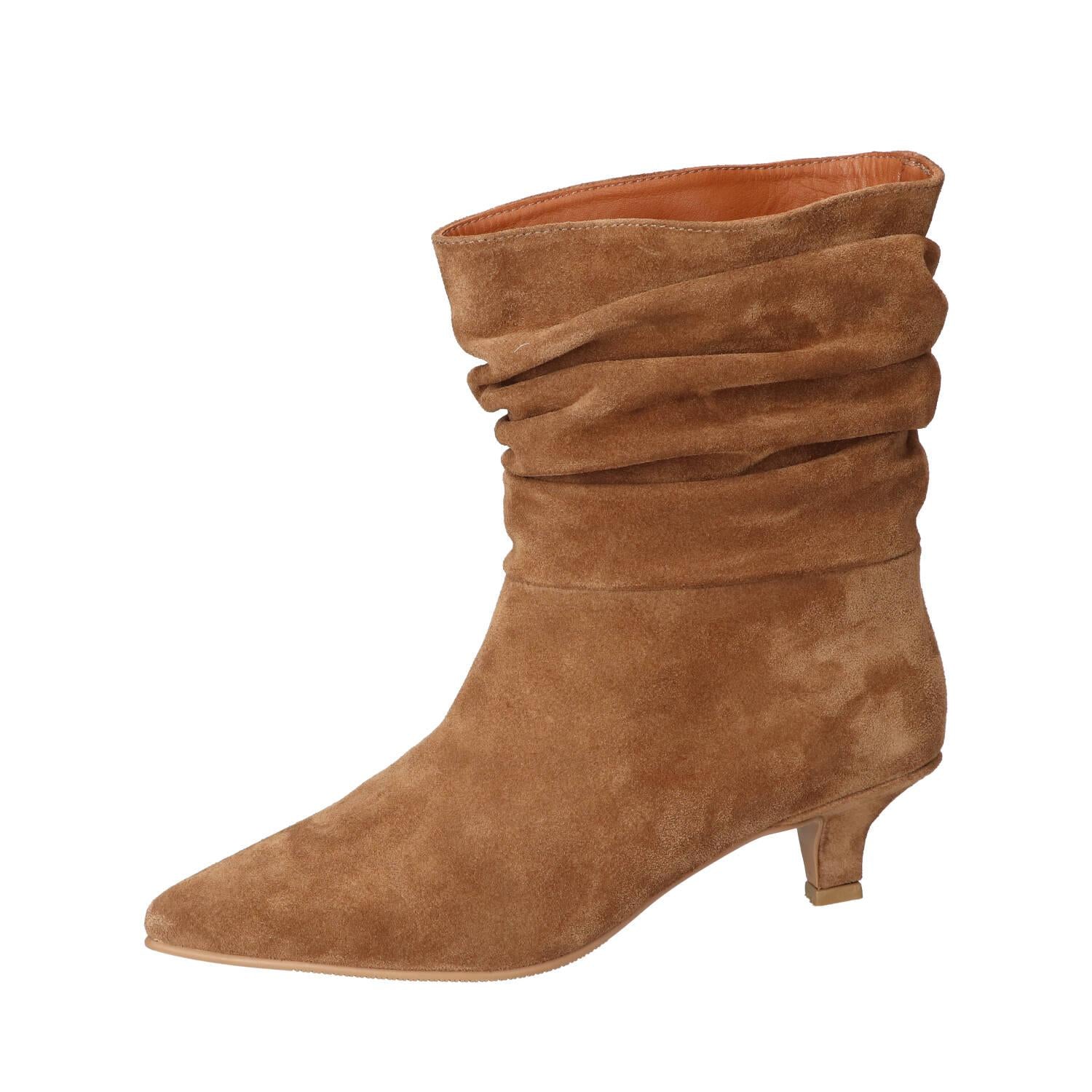 Booties, Cognac