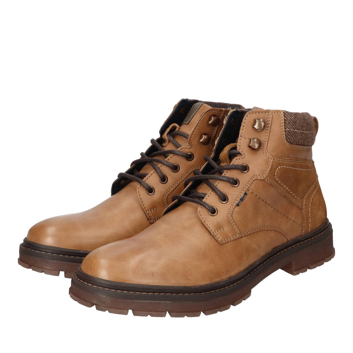 Boots, Cognac