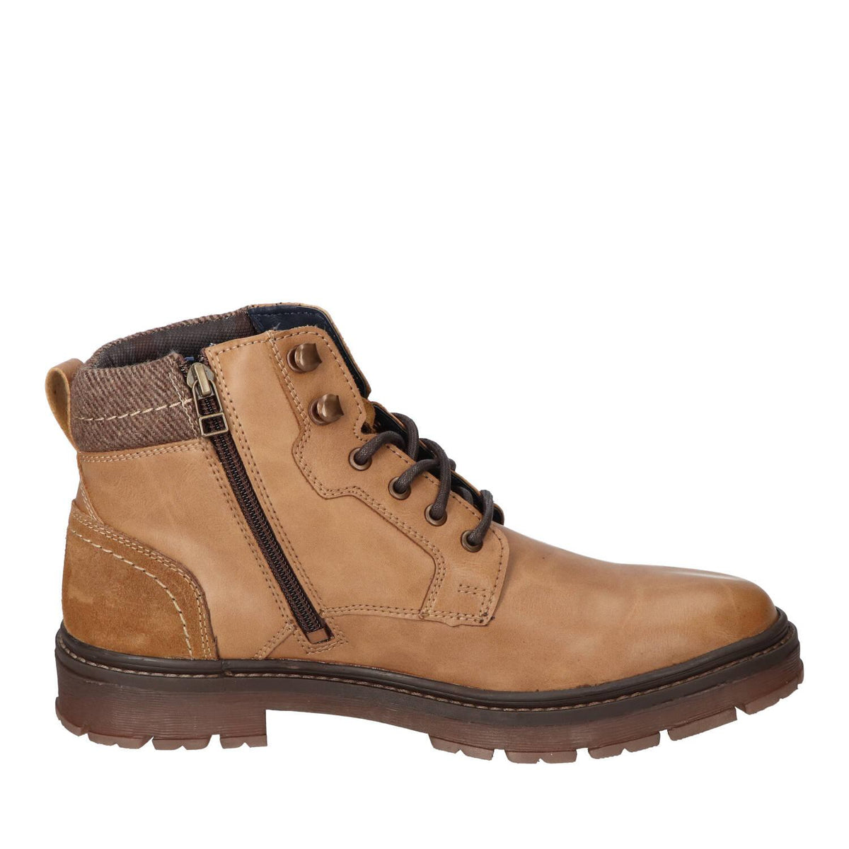 Boots, Cognac