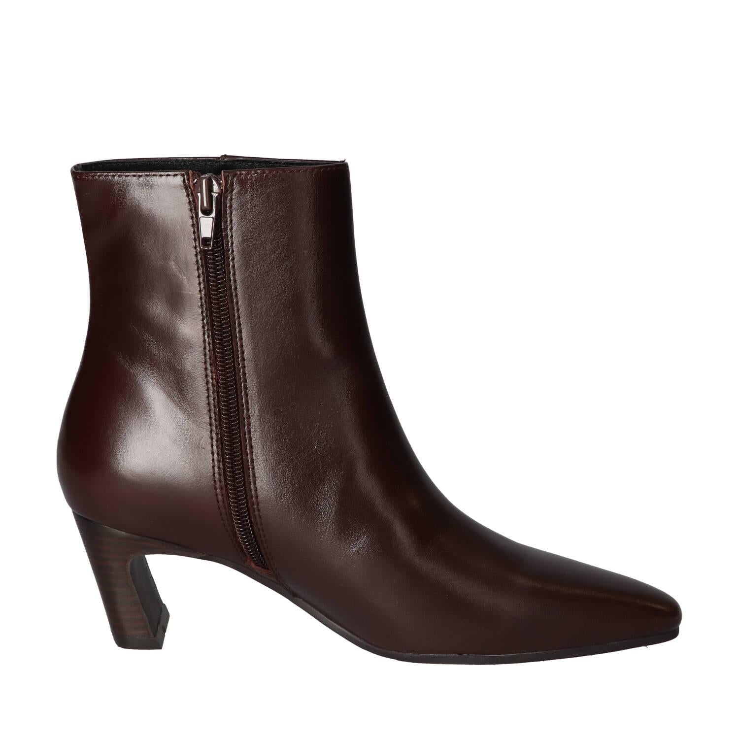 Booties, Donkerbruin