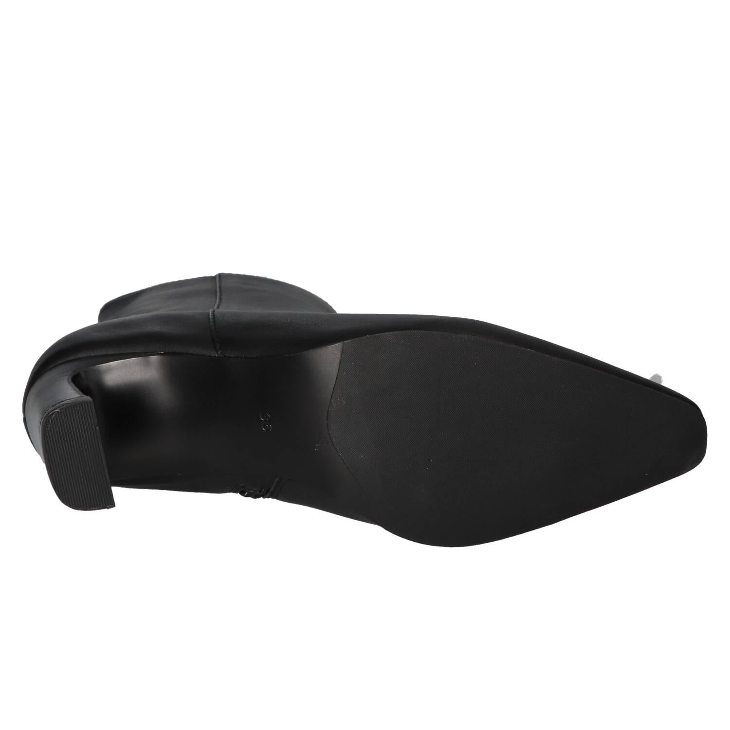 Booties, Zwart
