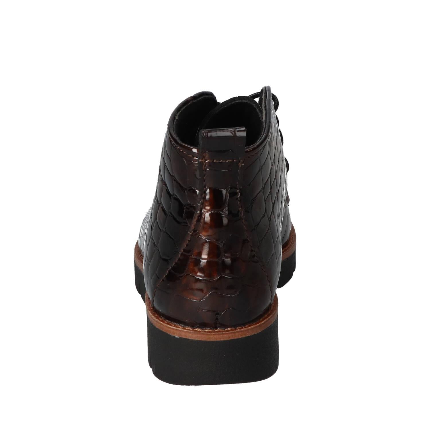 Veterschoenen, Brons