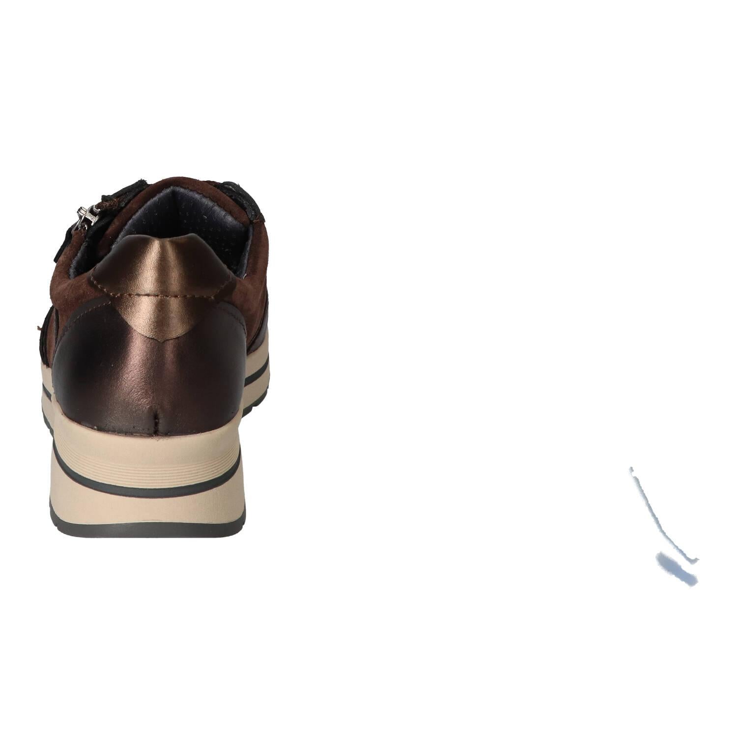 Sneakers, Brons