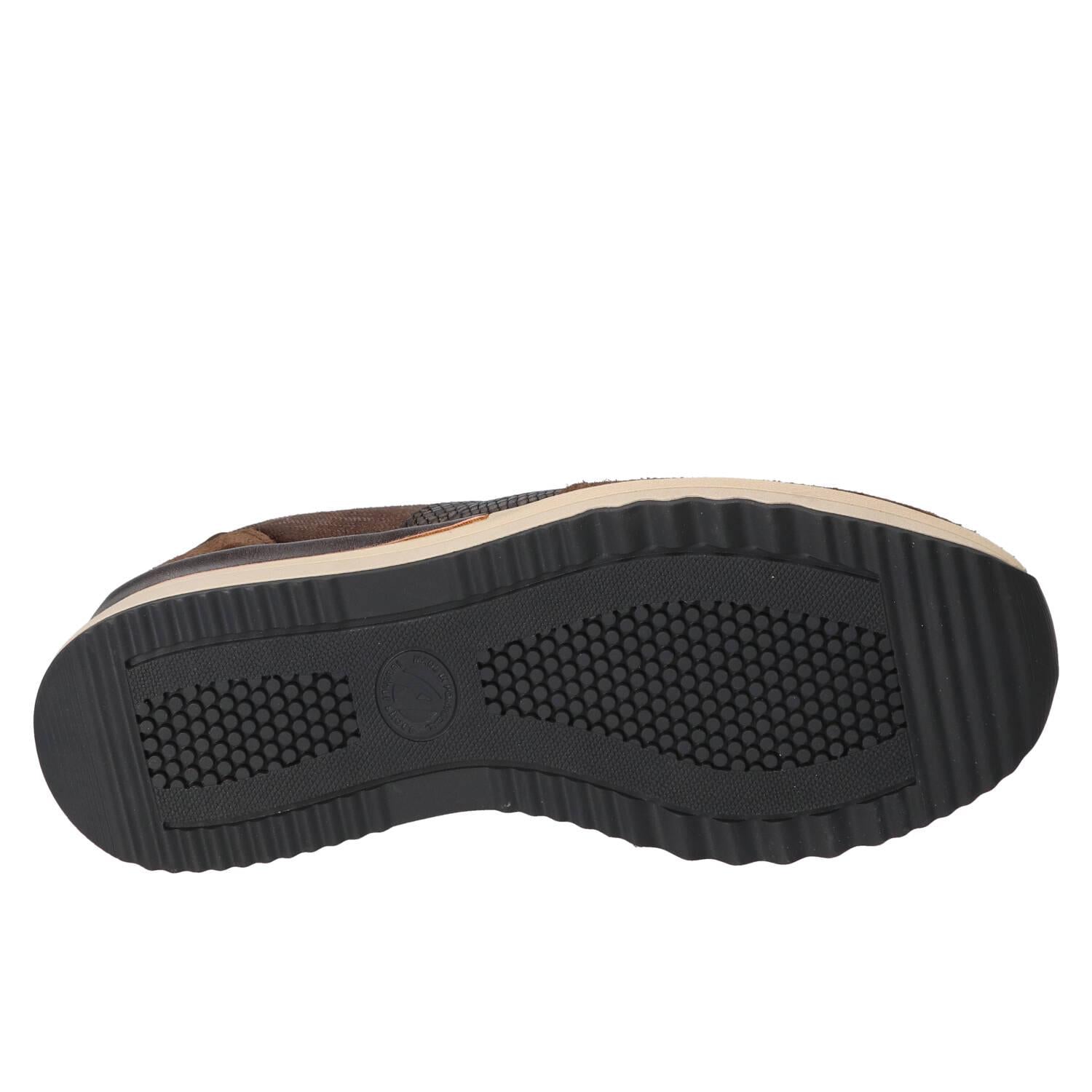 Sneakers, Donkerbruin