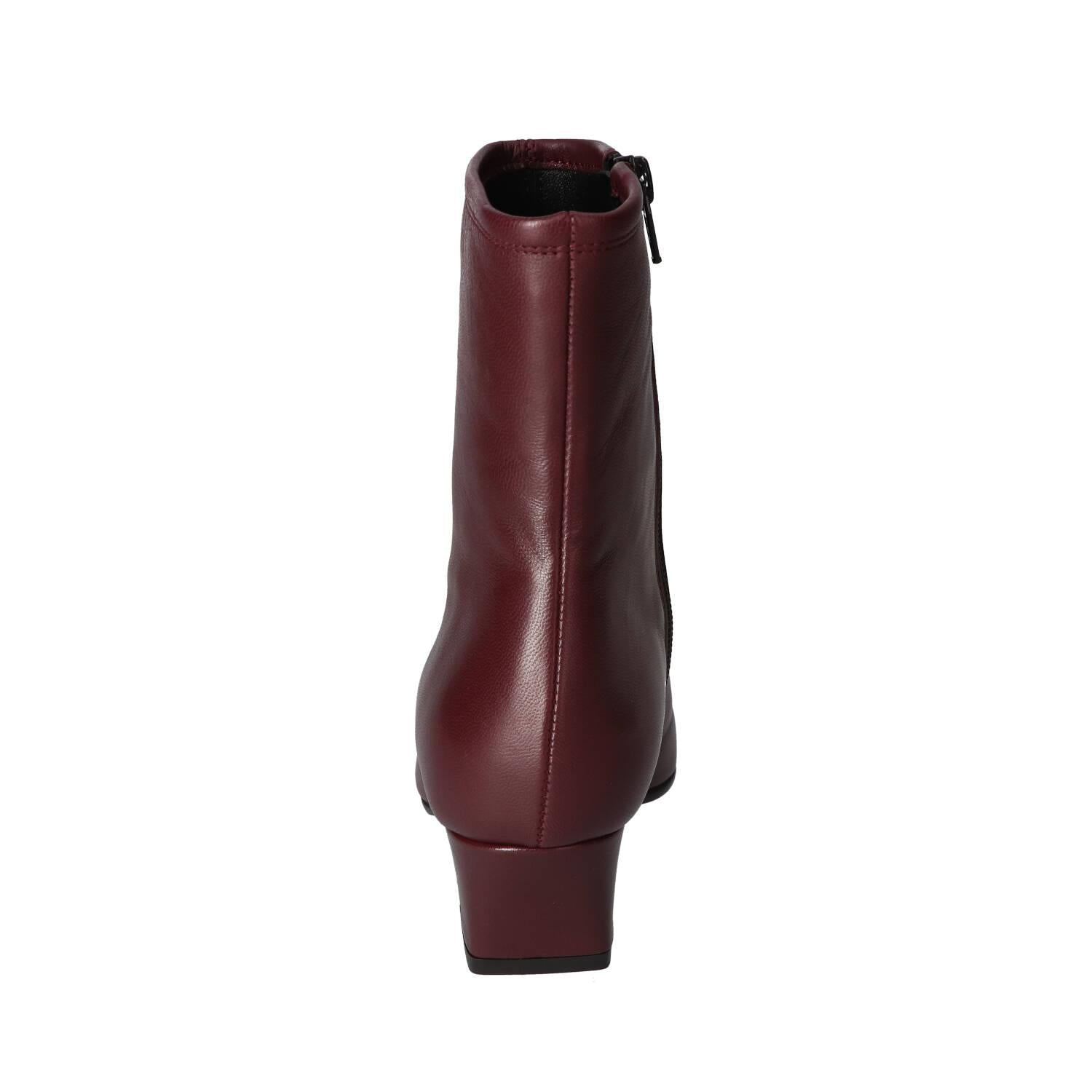 Booties, Bordeaux