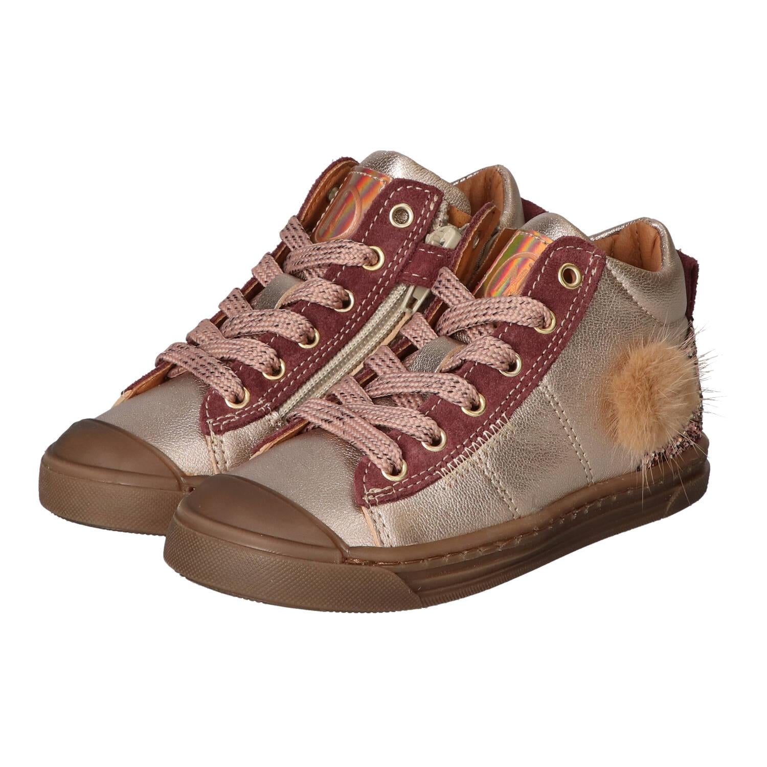 Veterschoenen, Roze