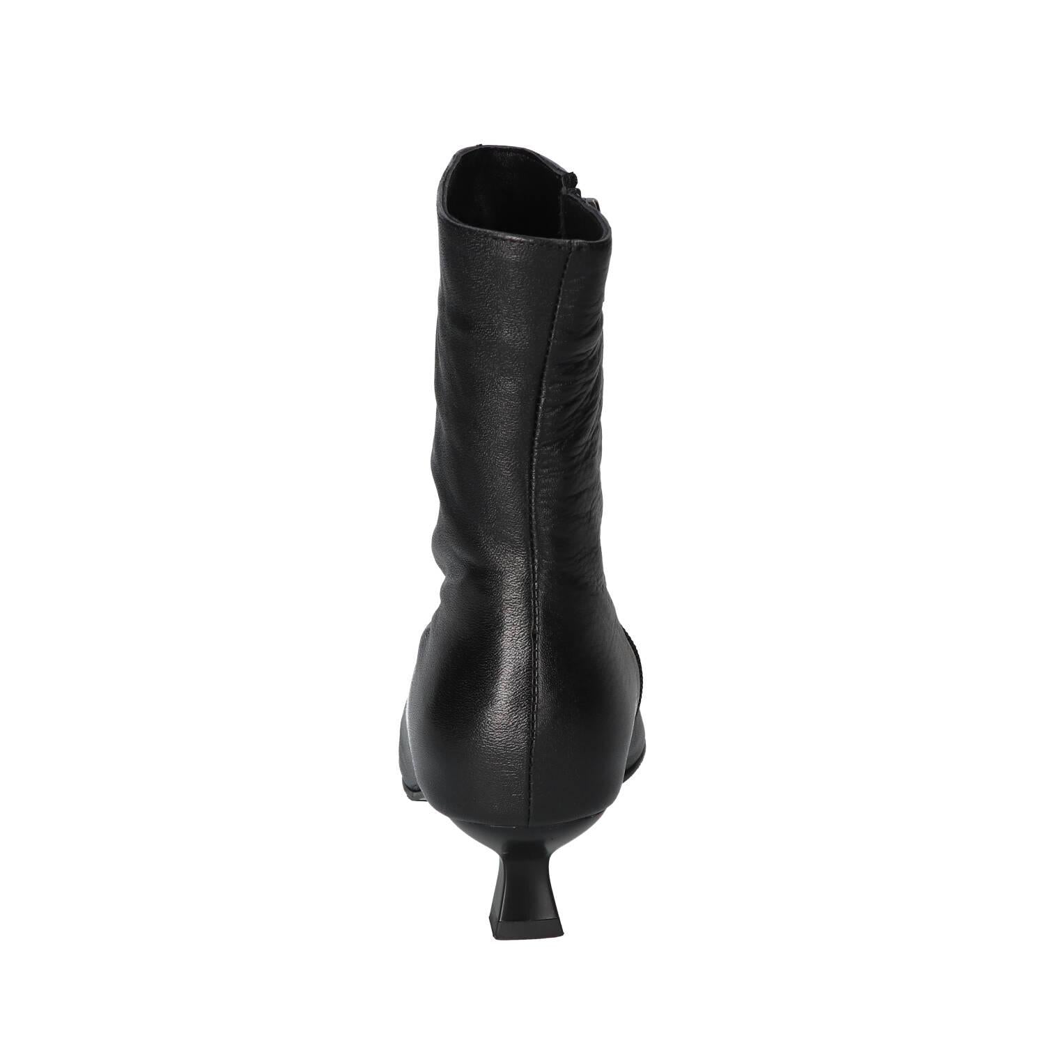 Booties, Zwart