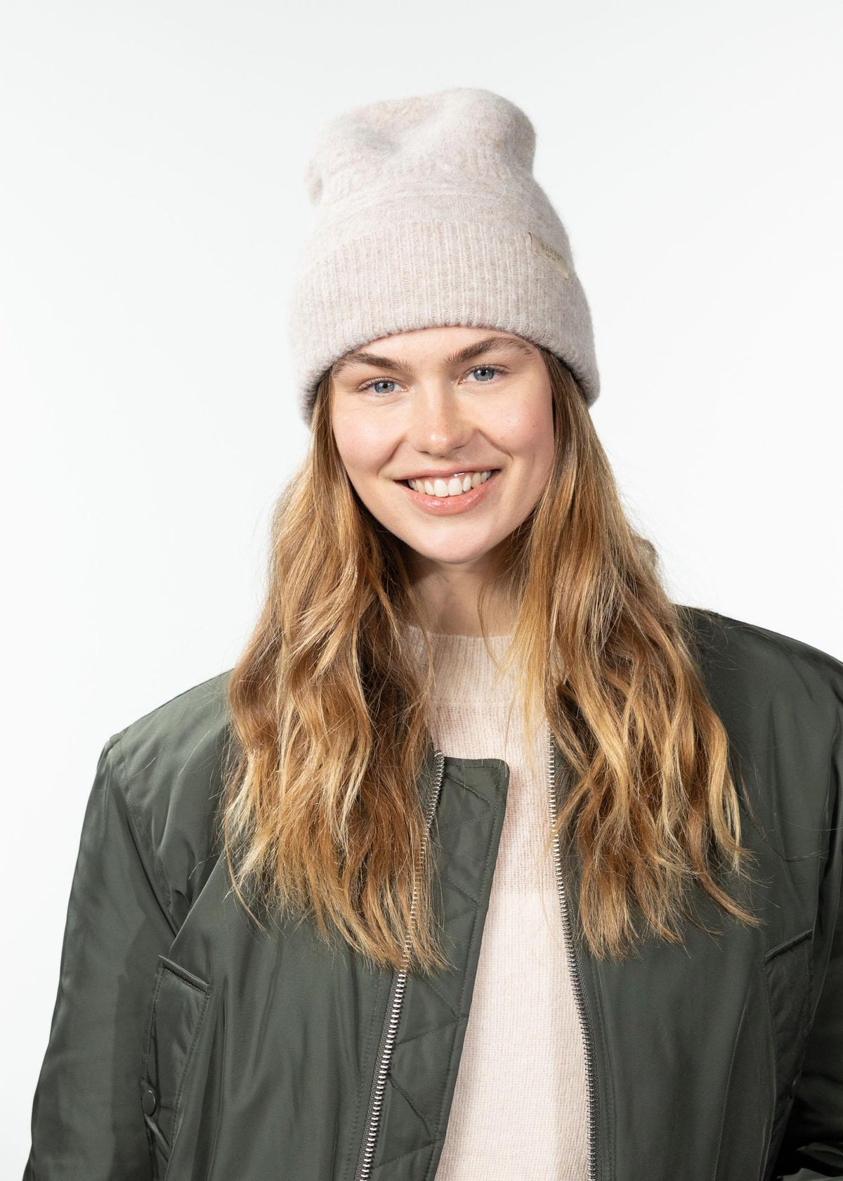 Mutsen, Lichtbeige