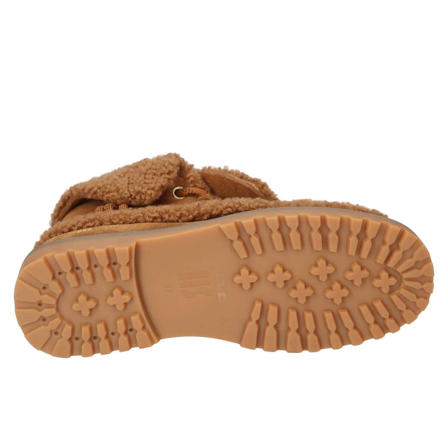 Booties, Cognac