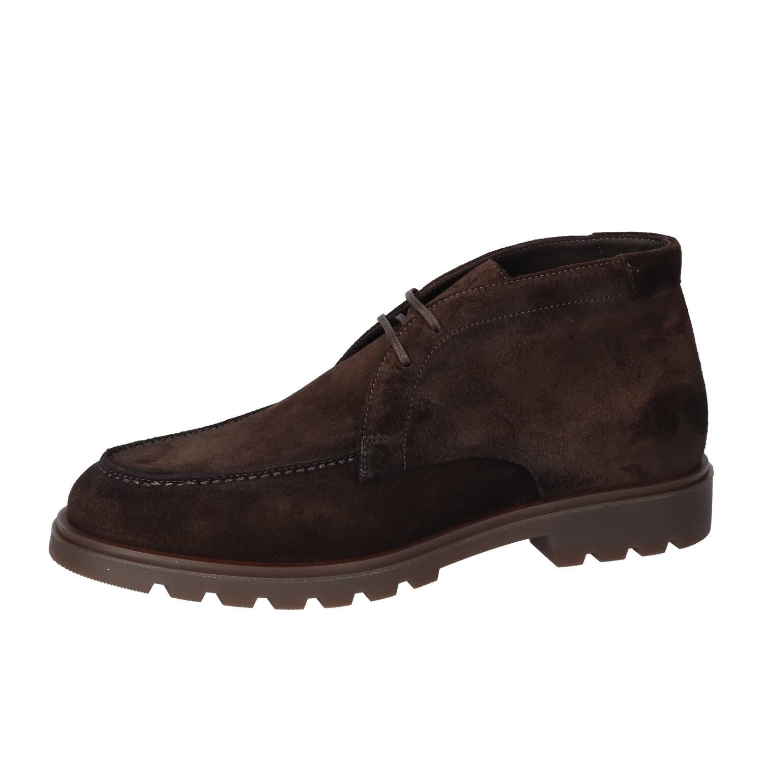 Boots, Donkerbruin